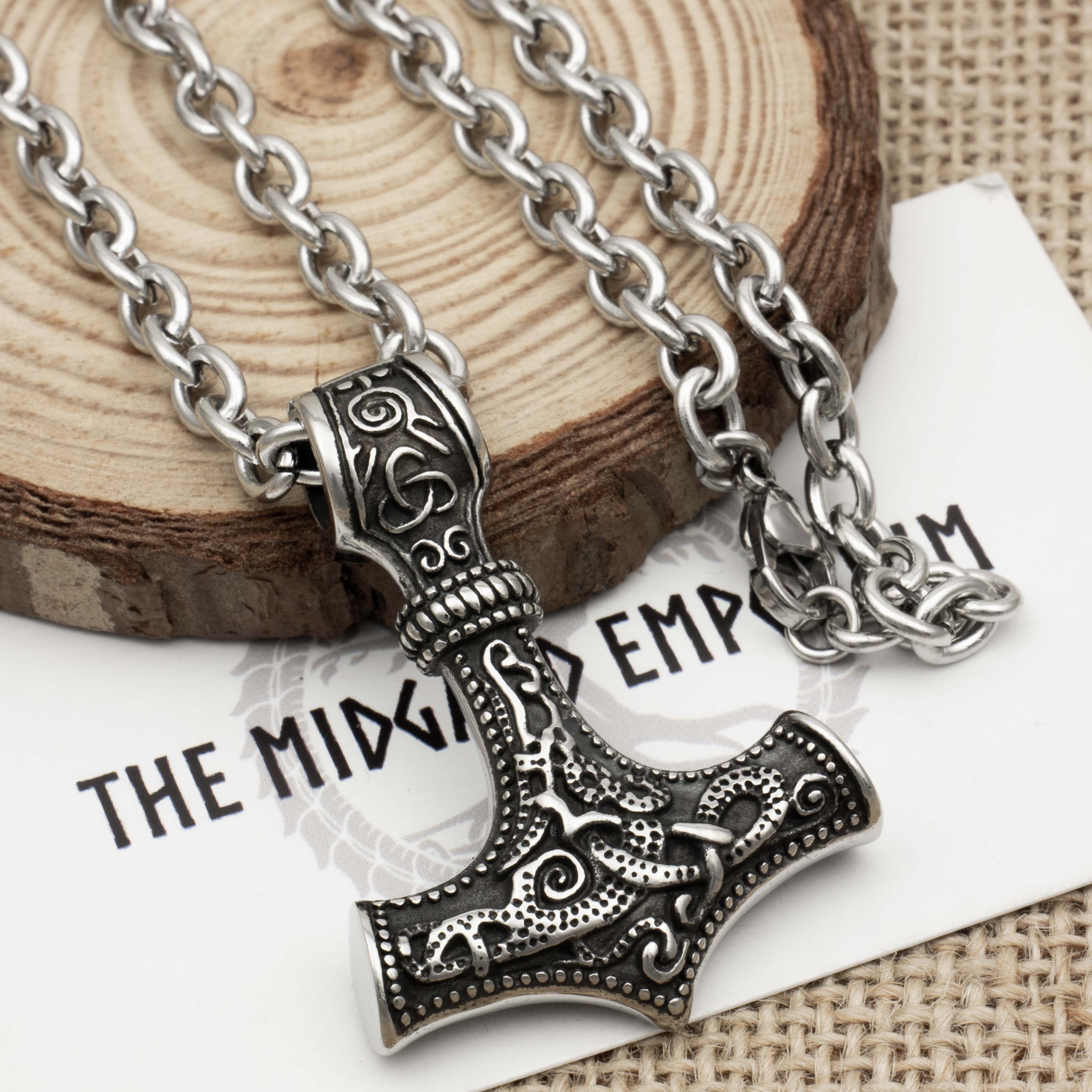 BAVIPOWER] Mjolnir Thor Hammer Necklace: A jewelry that protects you | by  BaviPower | Medium